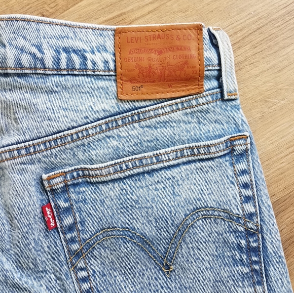 Levi's 501 Waterless High Rise Light wash - Picture 3 of 15